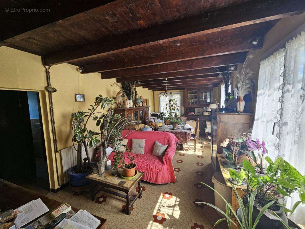 Maison à VERGT-DE-BIRON