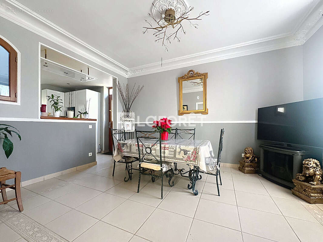 Maison à CHAMPIGNY-SUR-MARNE