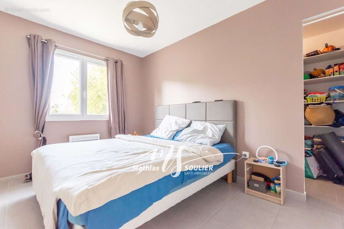 Photo 8 - Maison à ROUGIERS