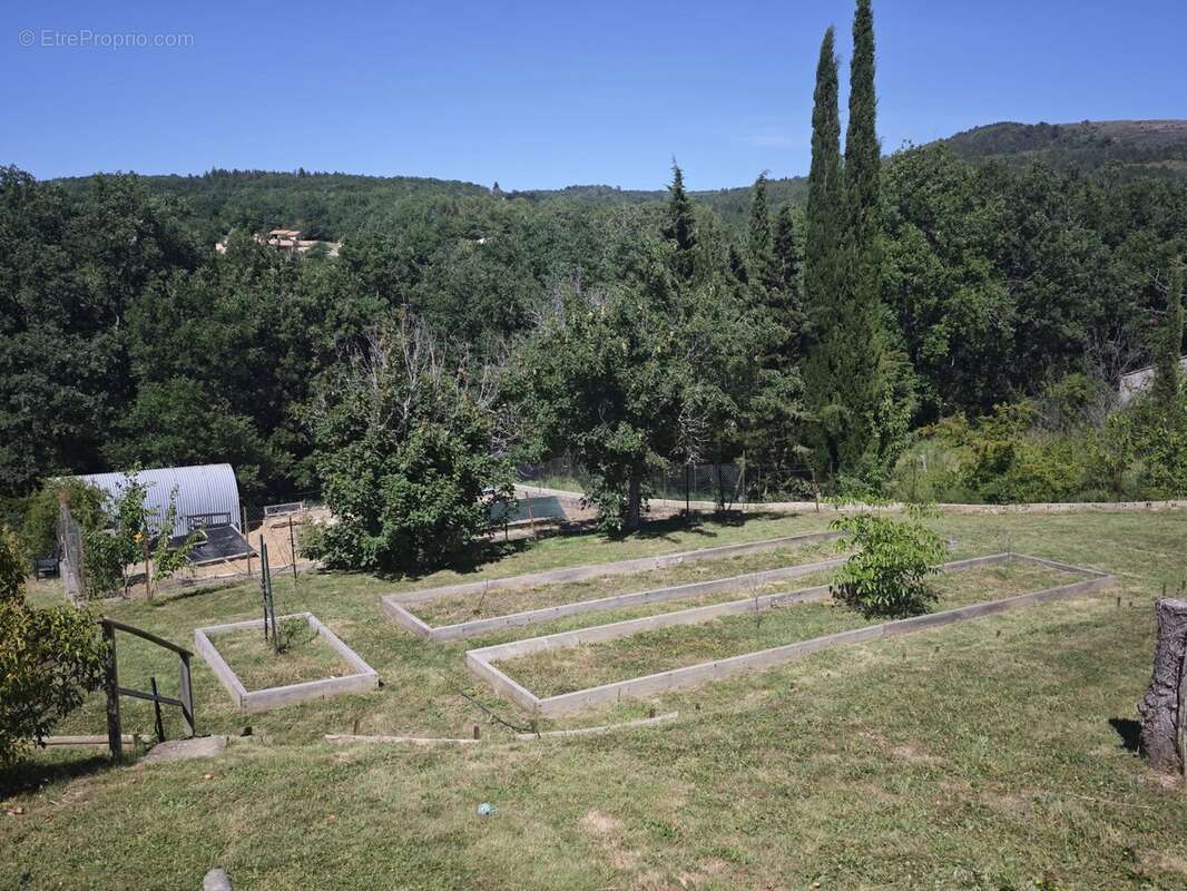 Superb maison sur un grand terrain avec vues imprenables - photo 14