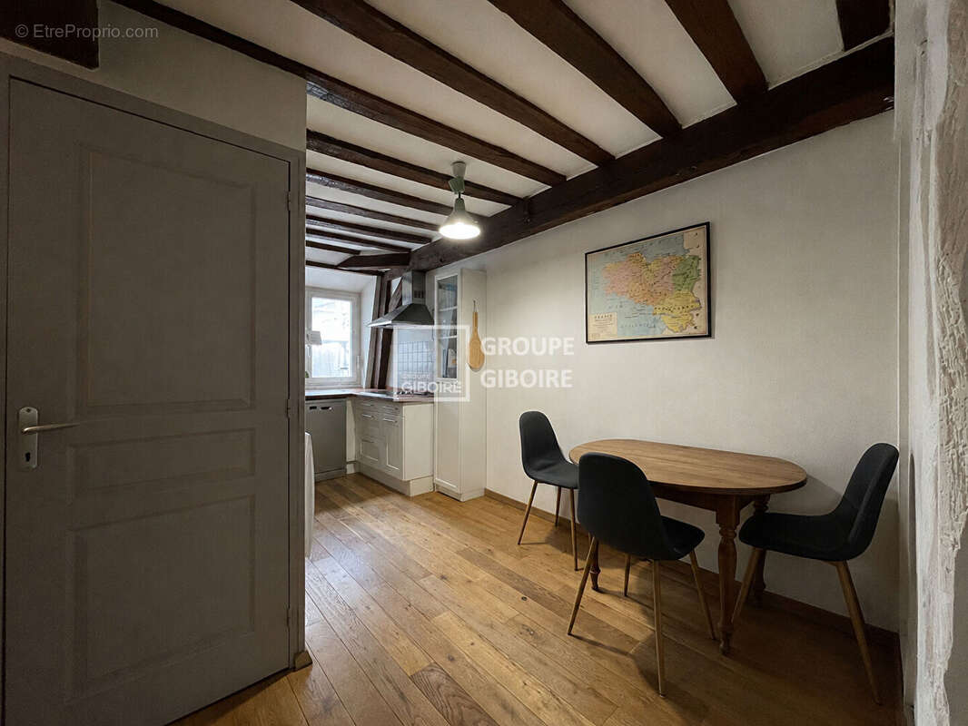 A vendre agence giboire * en exclusivité * rennes centre-ville appartement t2 environ 42 m² avec cave et grenier - photo 2