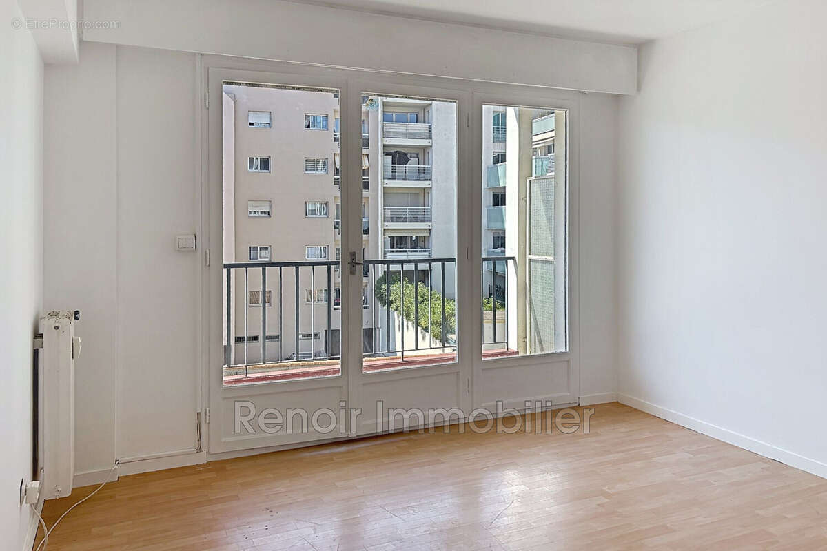Appartement à CAGNES-SUR-MER