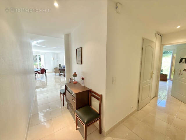Appartement à DIVONNE-LES-BAINS