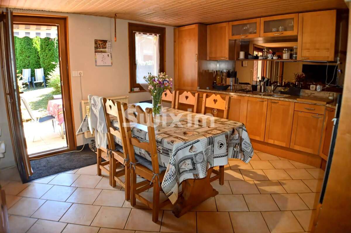 Appartement 83 m² à Les Rousses  - photo 3