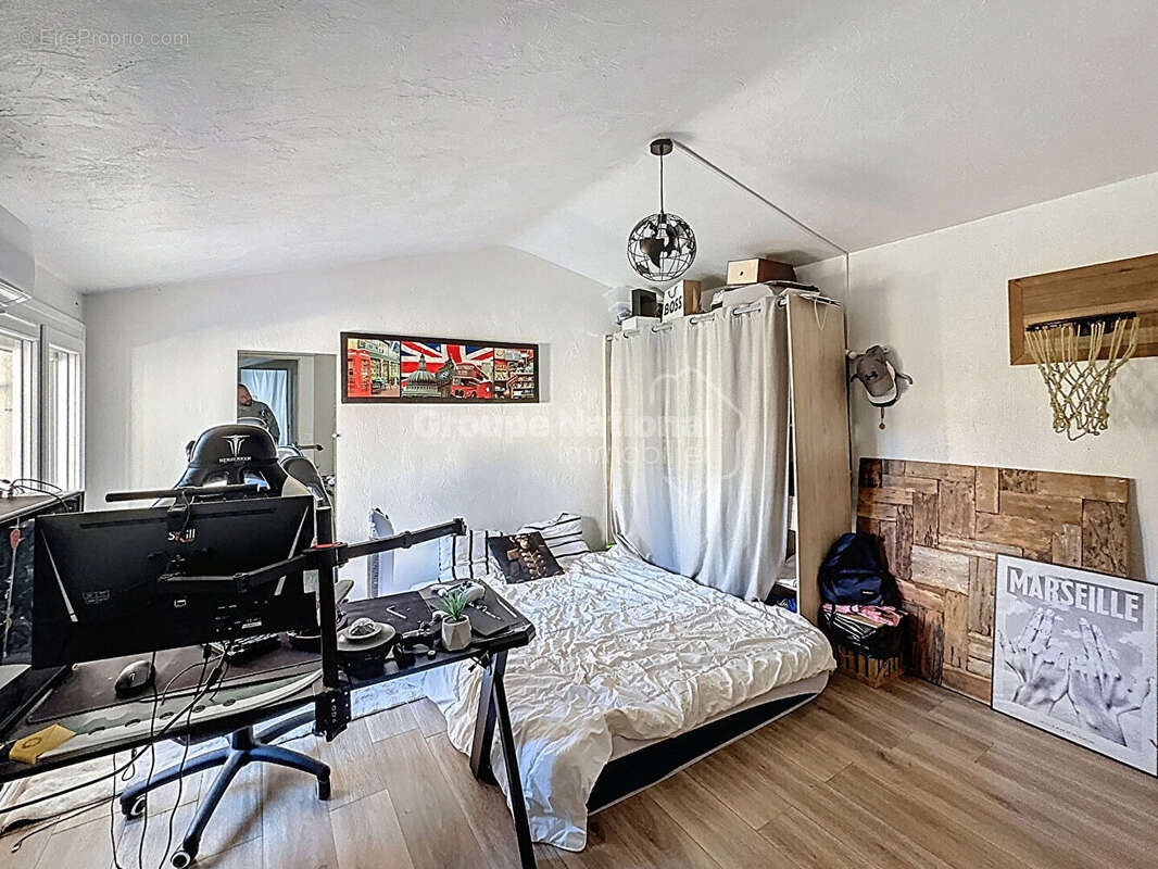 Maison à MANDELIEU-LA-NAPOULE