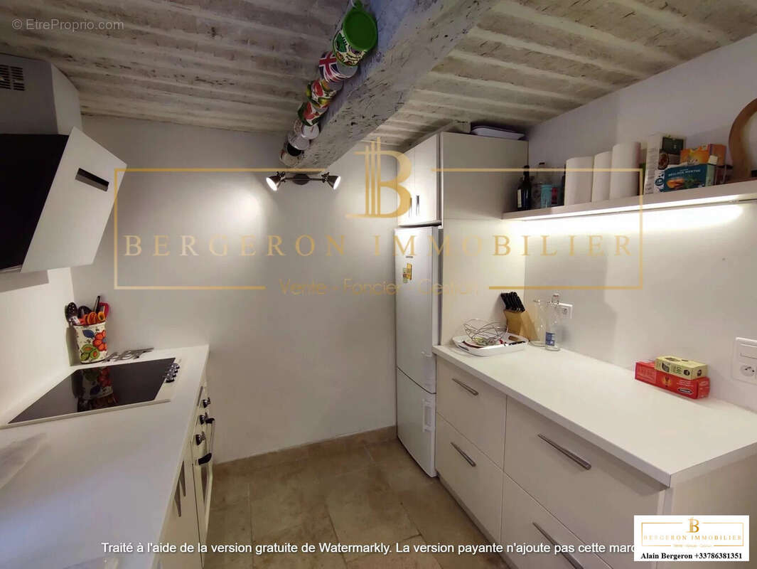 Maison à SAINT-CEZAIRE-SUR-SIAGNE