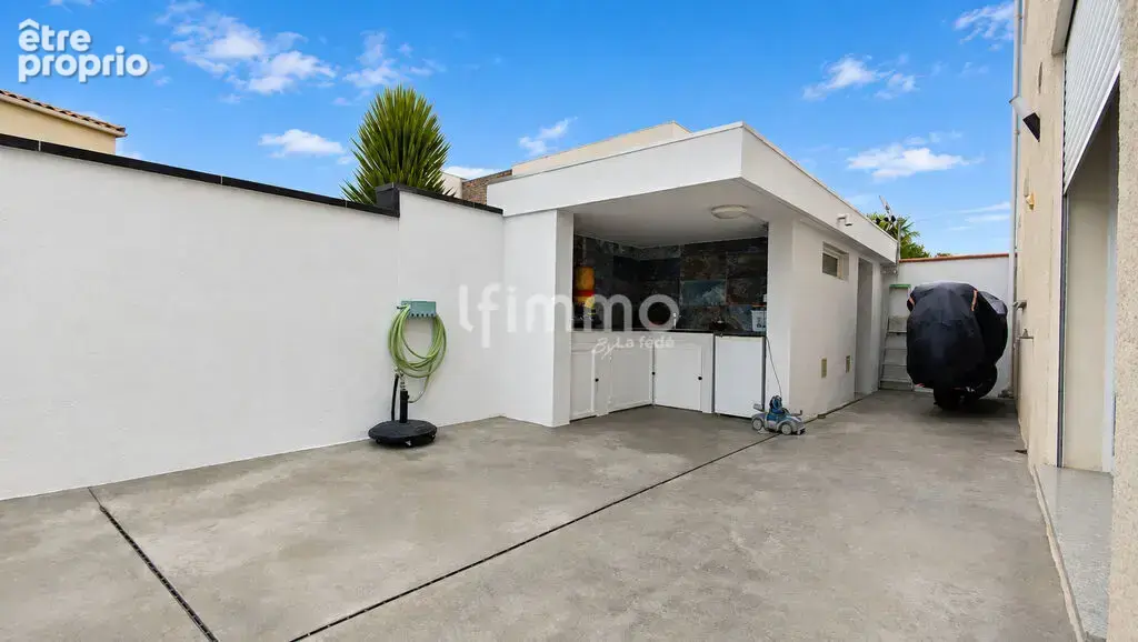 Maison 3 faces - 130 m2 - 5 chambres - Theza - photo 3