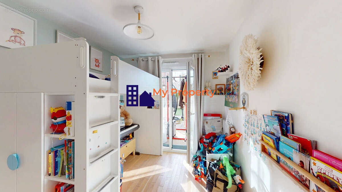 Appartement à LA GARENNE-COLOMBES