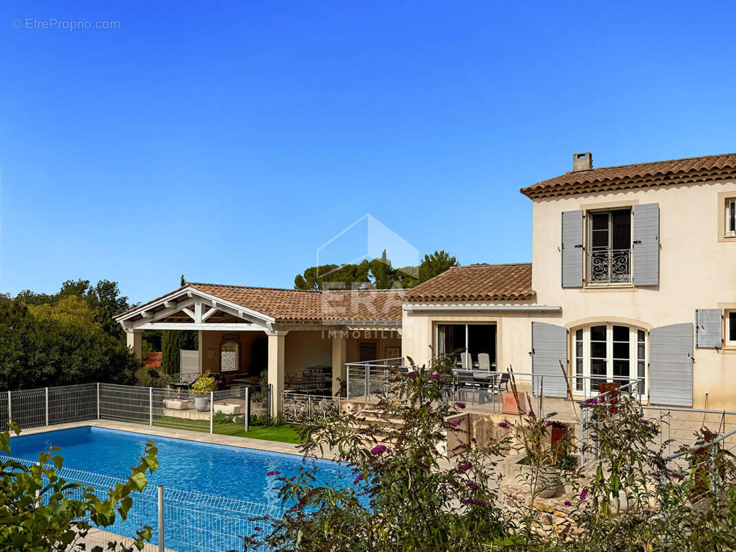 Maison à CABRIES