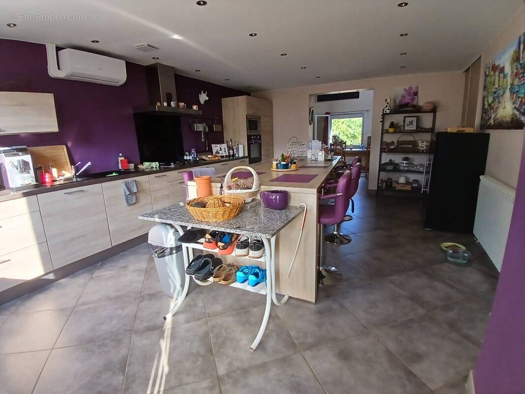 Maison 225 m² à Retournac  - photo 3
