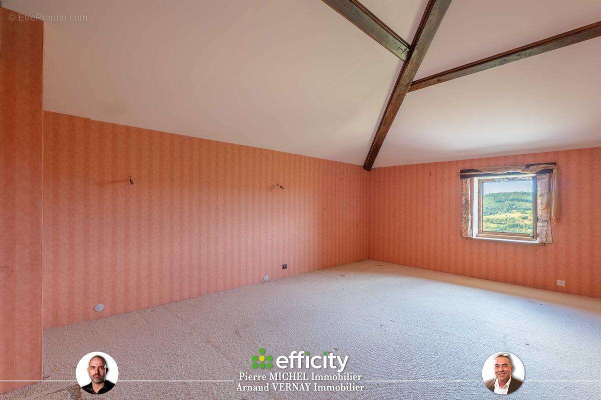 Maison 242 m² à Montrottier  - photo 18