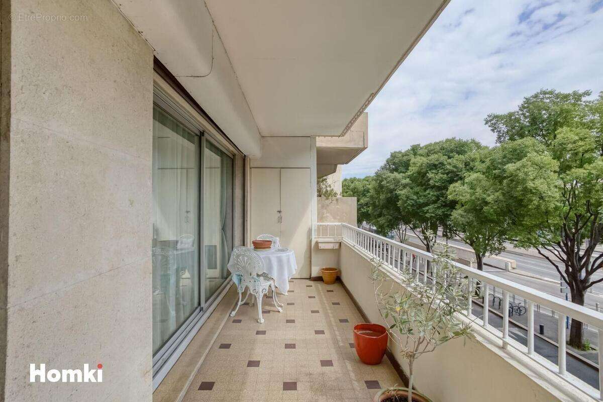Appartement à MARSEILLE-8E