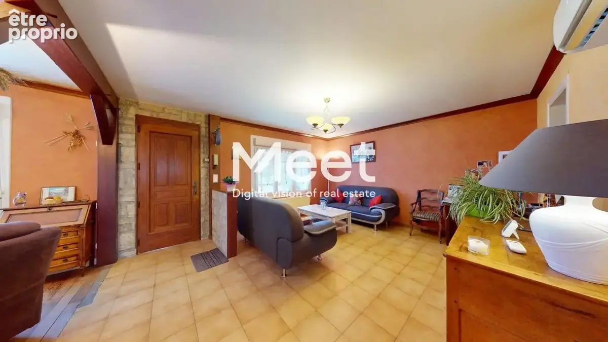 Maison - 7 pièces - 4 chambres - photo 4