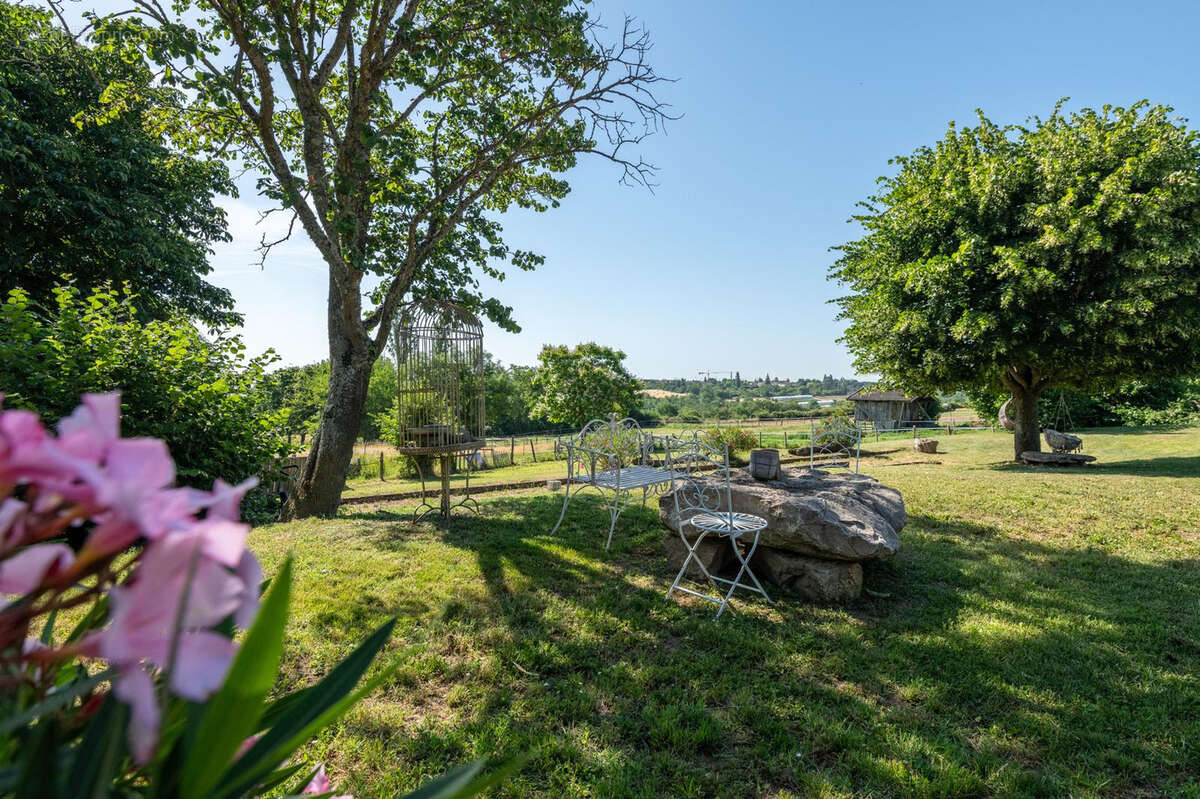 'la source' - vente co-exclusivité, vaugneray, maison 182 m2, 4 chambres, terrain 3300 m2, piscine - photo 15