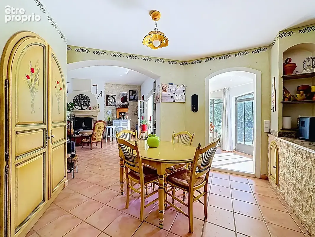 Rochefort-du-gard maison 184 m² 4 chambres piscine parc arboré - photo 12