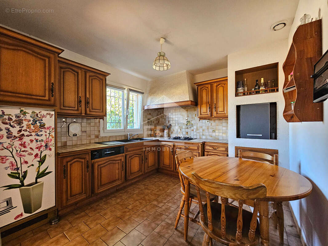 Maison à EYGUIERES