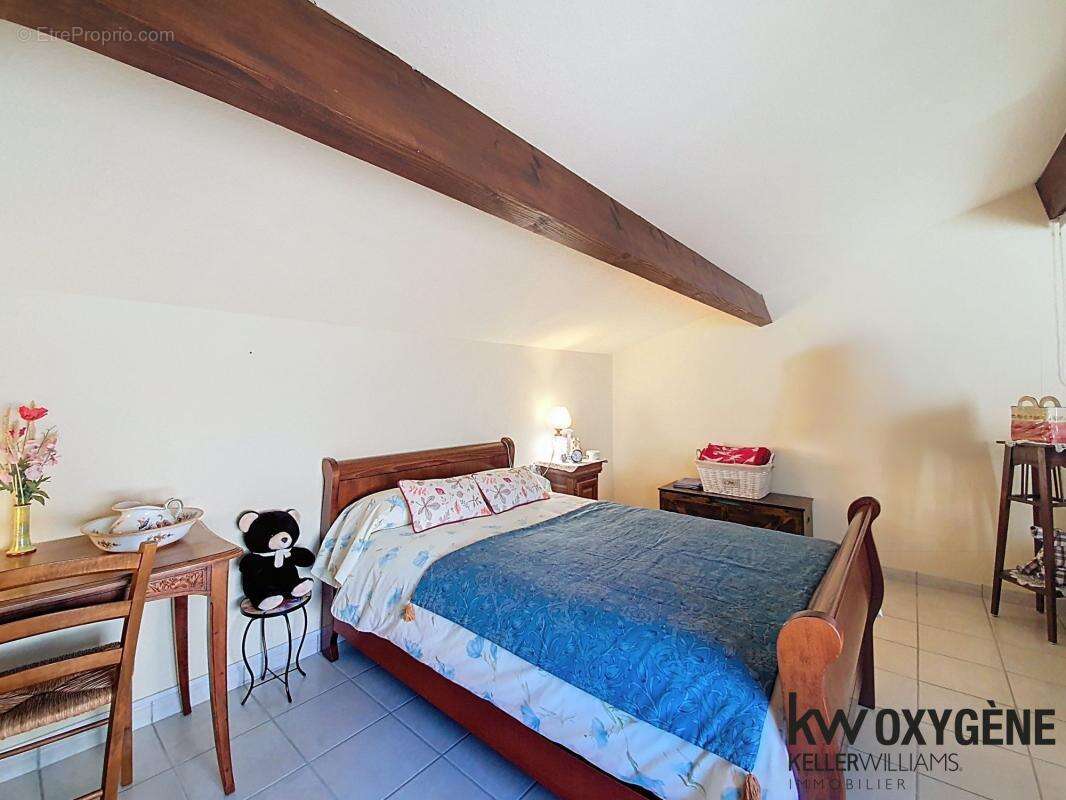 Appartement à SAINT-LAURENT-DE-LA-SALANQUE