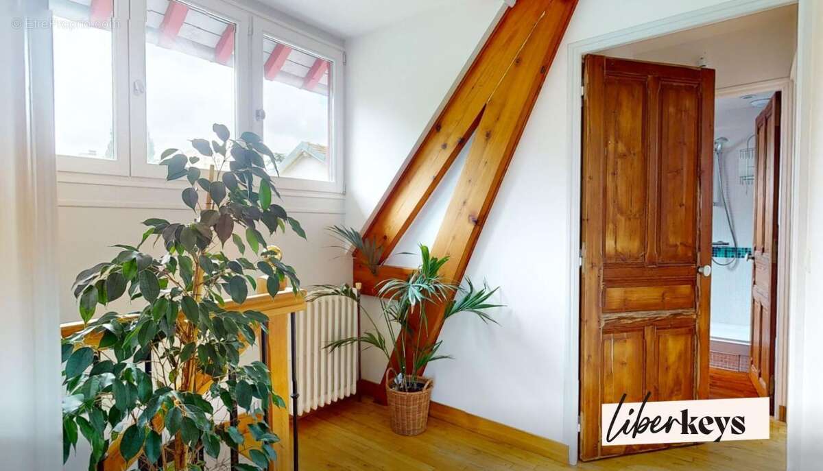 Maison à SAINT-OUEN-L'AUMONE