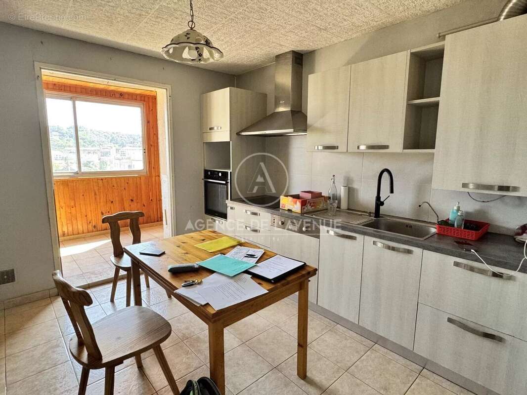 Appartement t4 83500 la seyne sur mer - photo 4