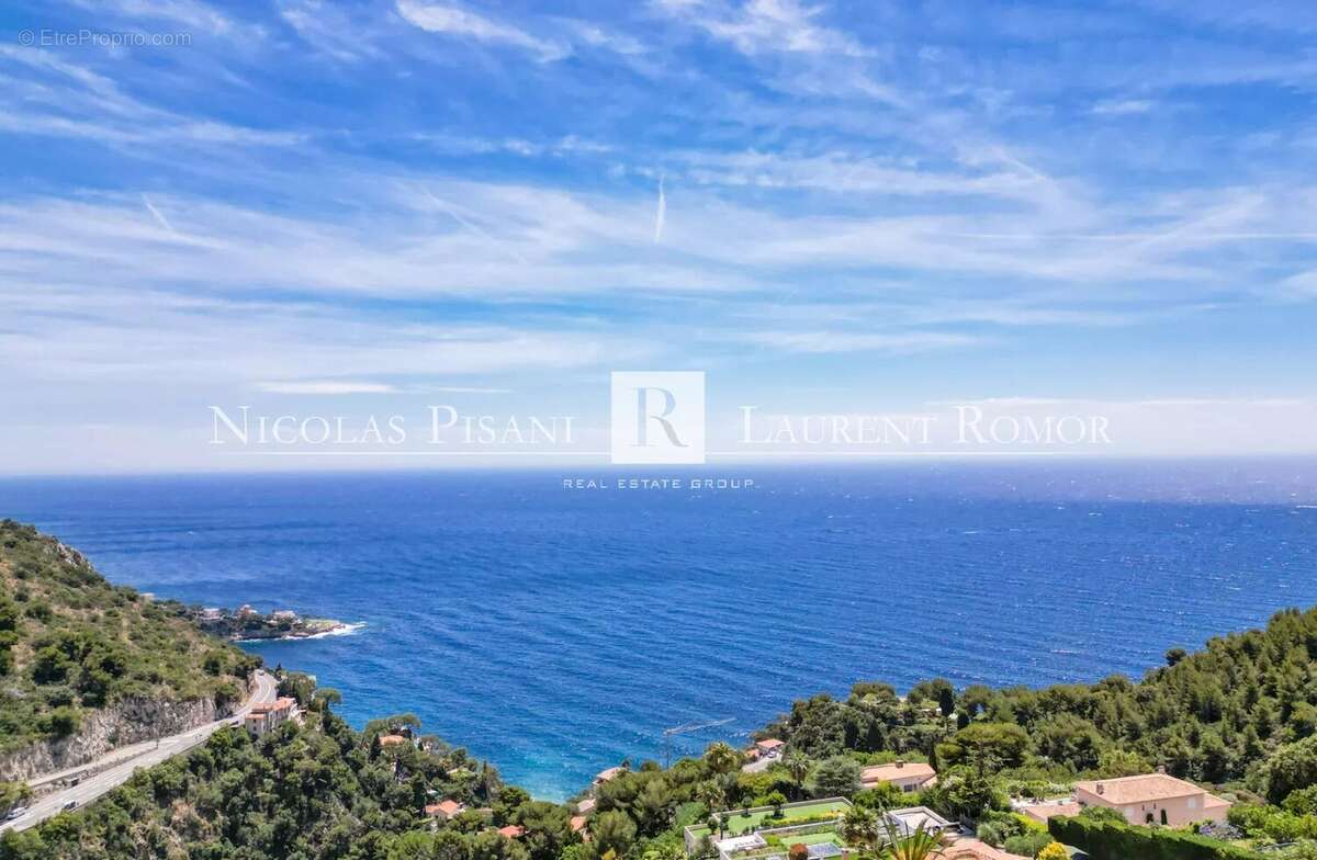 Maison à EZE