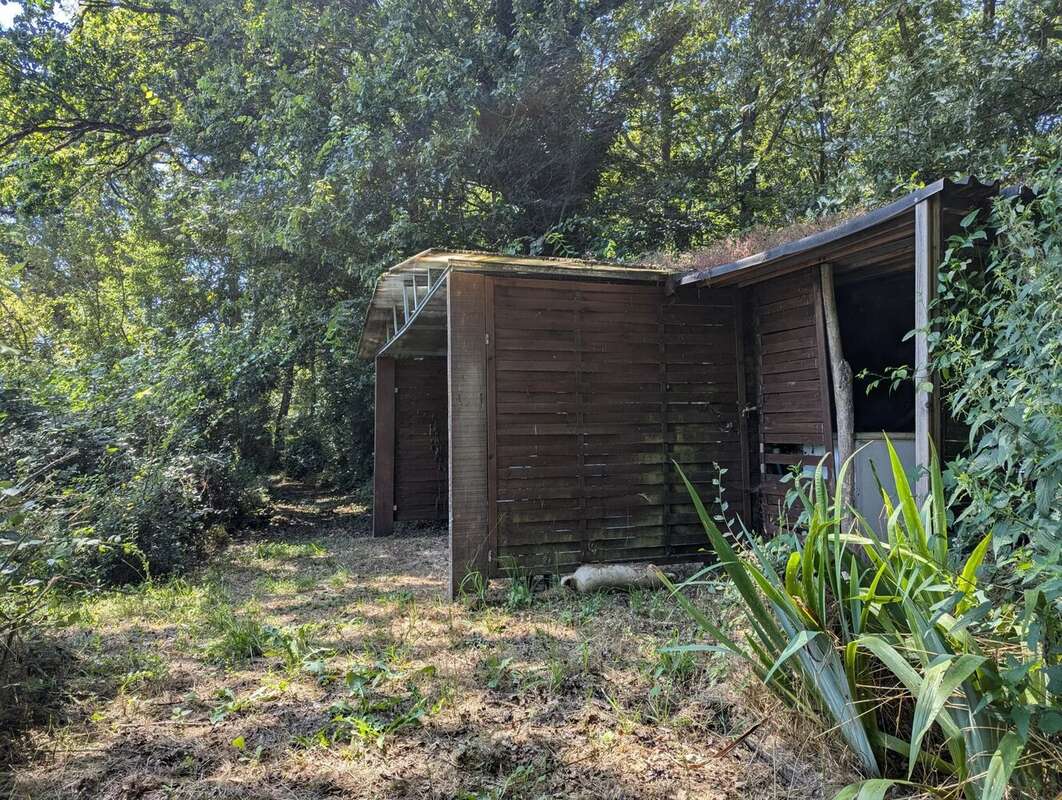 Belle propriété de caractère avec une maison pour les invités et un lac de pêche exceptionnel - photo 14