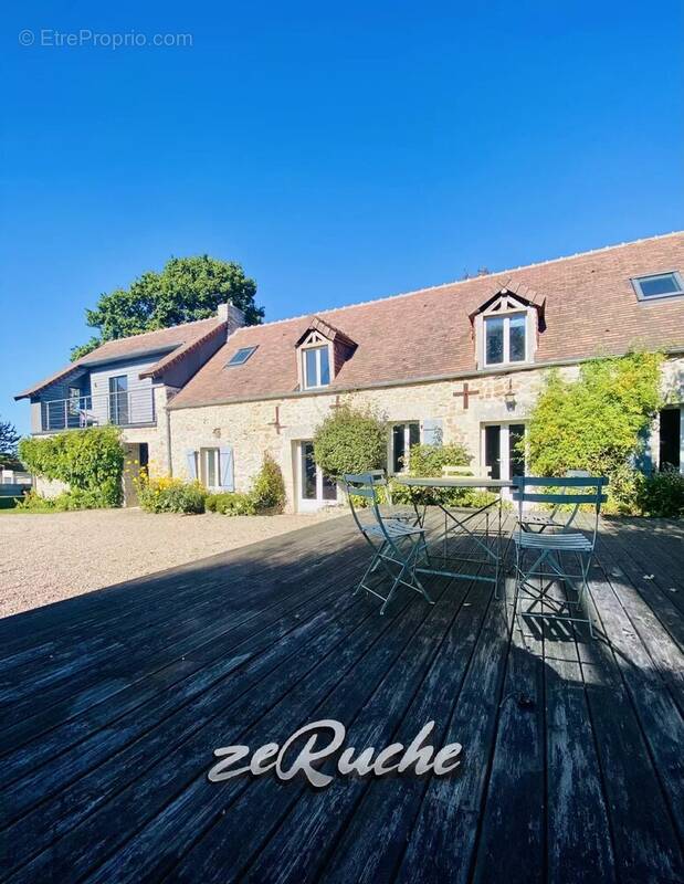 Maison à SAINT-PIERRE-DU-BU