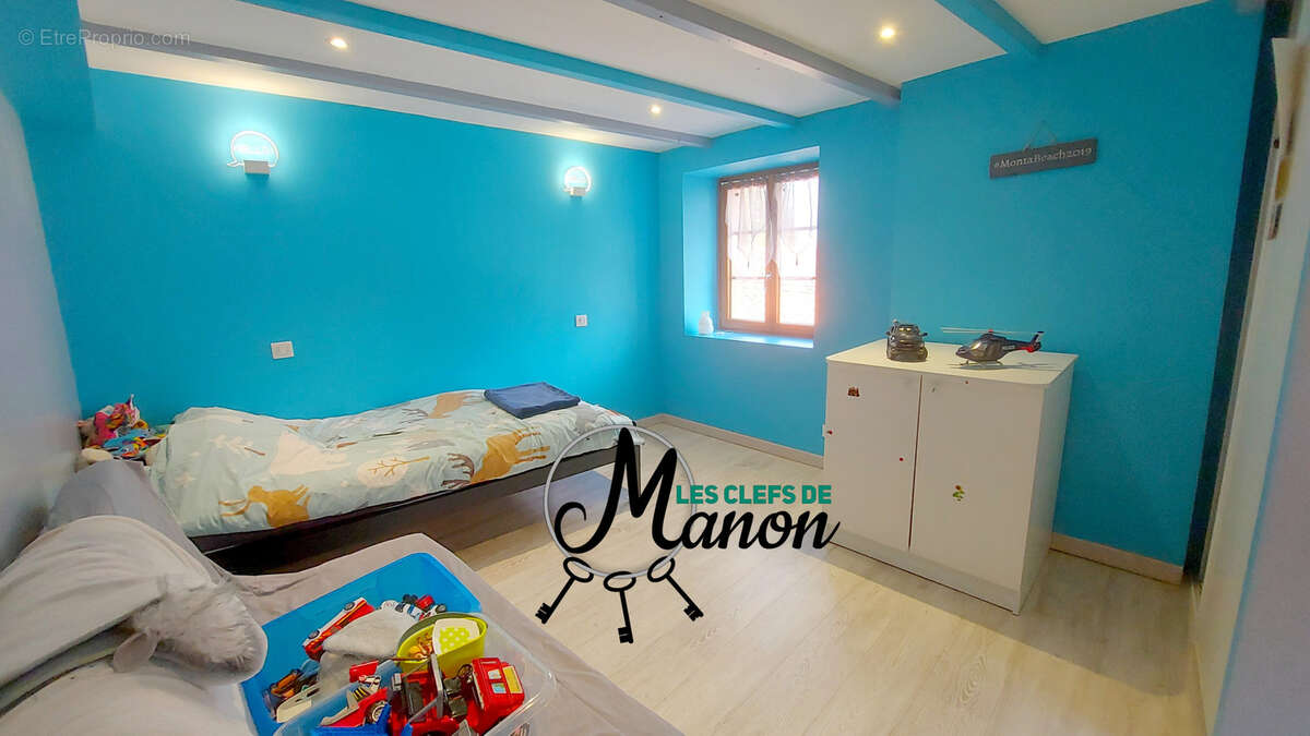 Maison à CHATEAUPONSAC