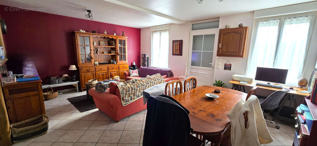 Appartement à LONGUEIL-ANNEL