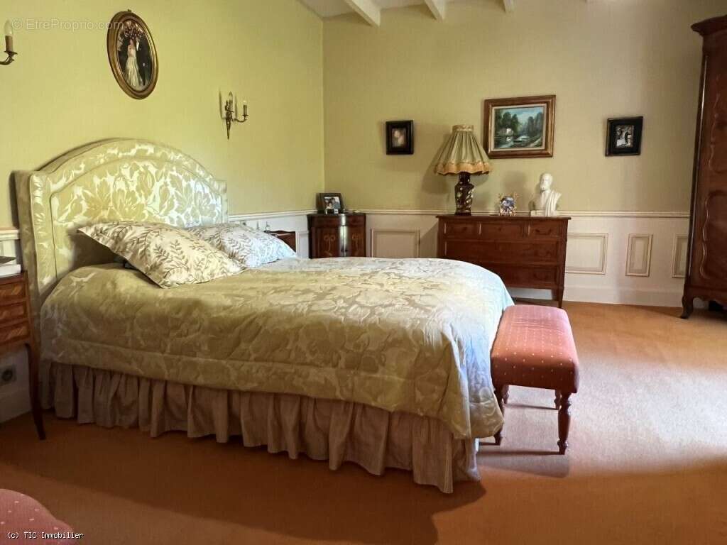 Maison à SAUZE-VAUSSAIS