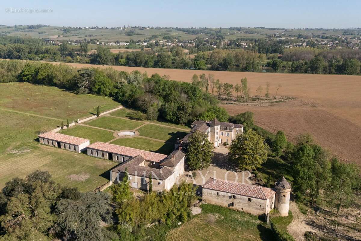 Maison à LANGON