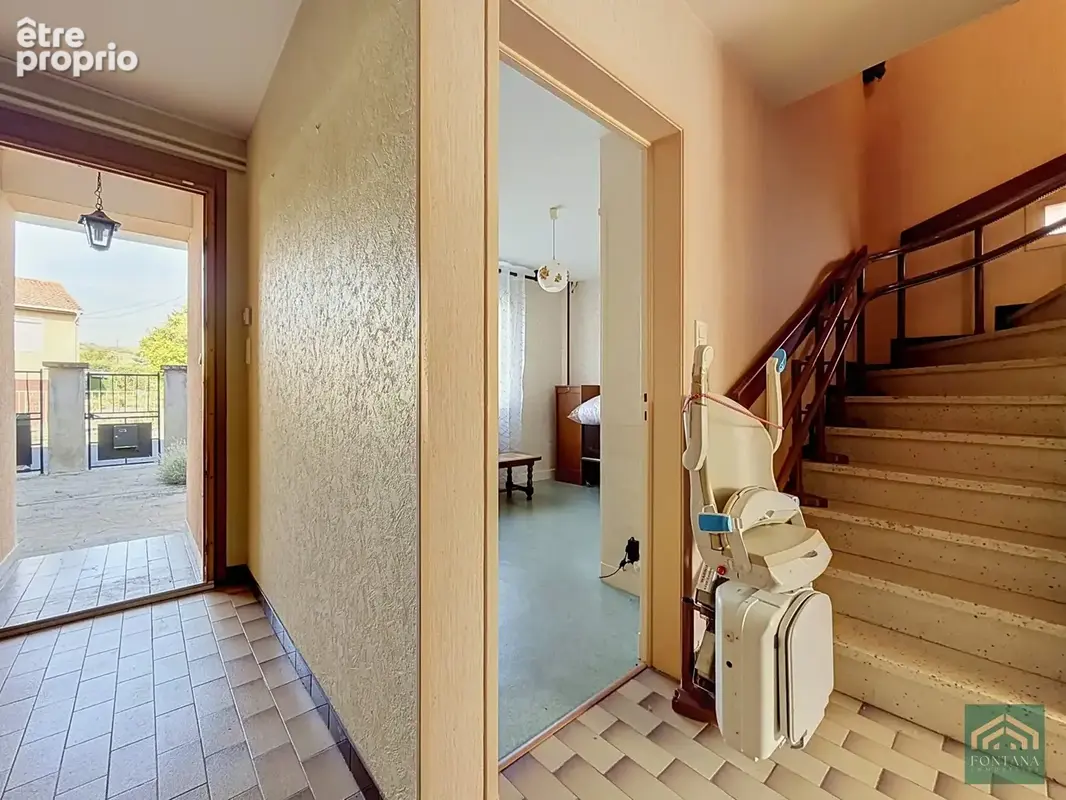 Maison 97 m² à Beauregard-Vendon  - photo 5