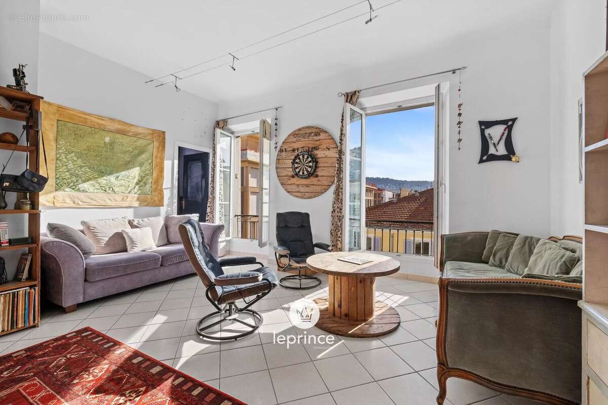 Appartement à NICE