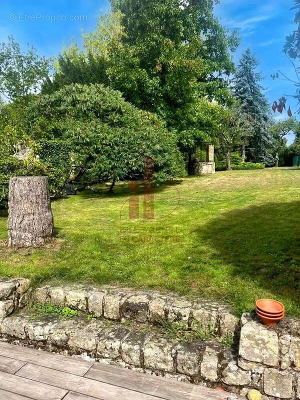 Maison à VULAINES-SUR-SEINE