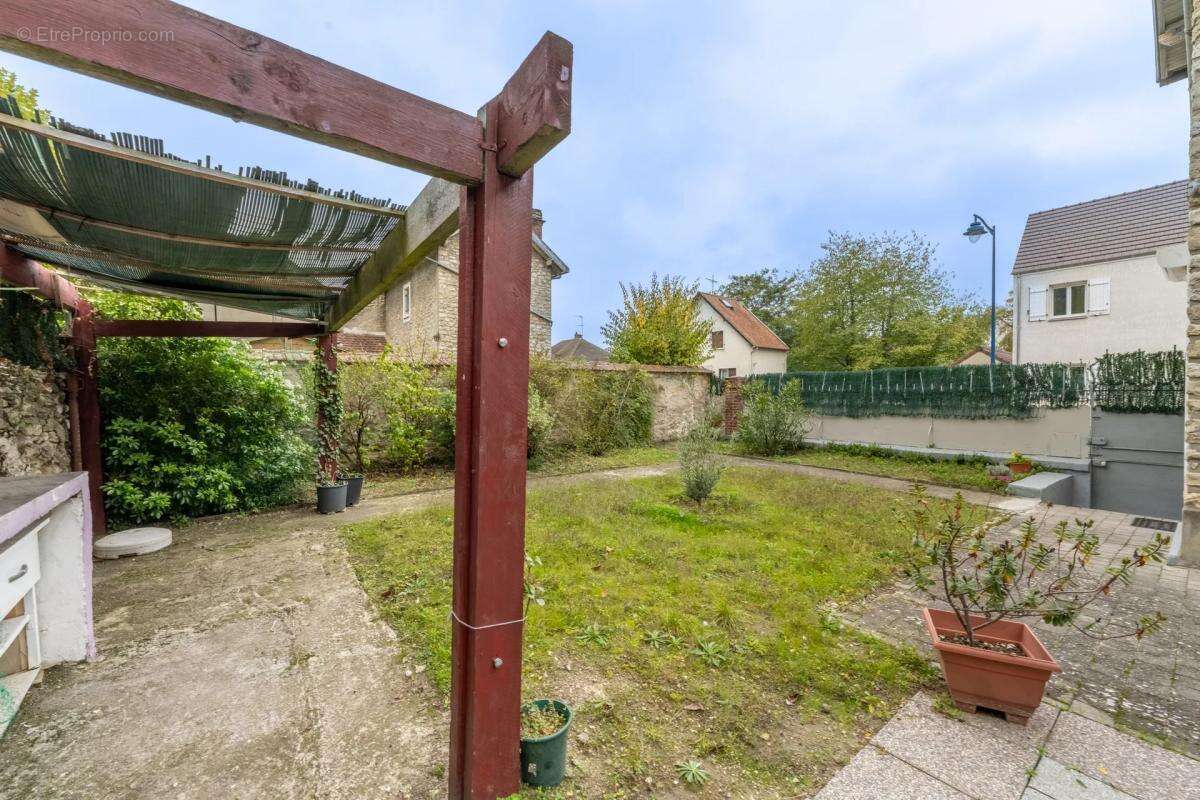 Maison à MANTES-LA-JOLIE