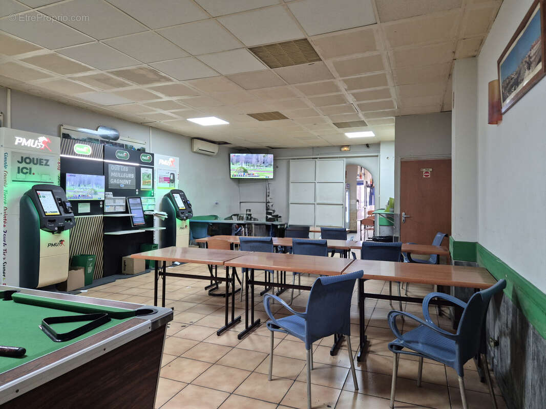 Commerce à MARSEILLE-1E