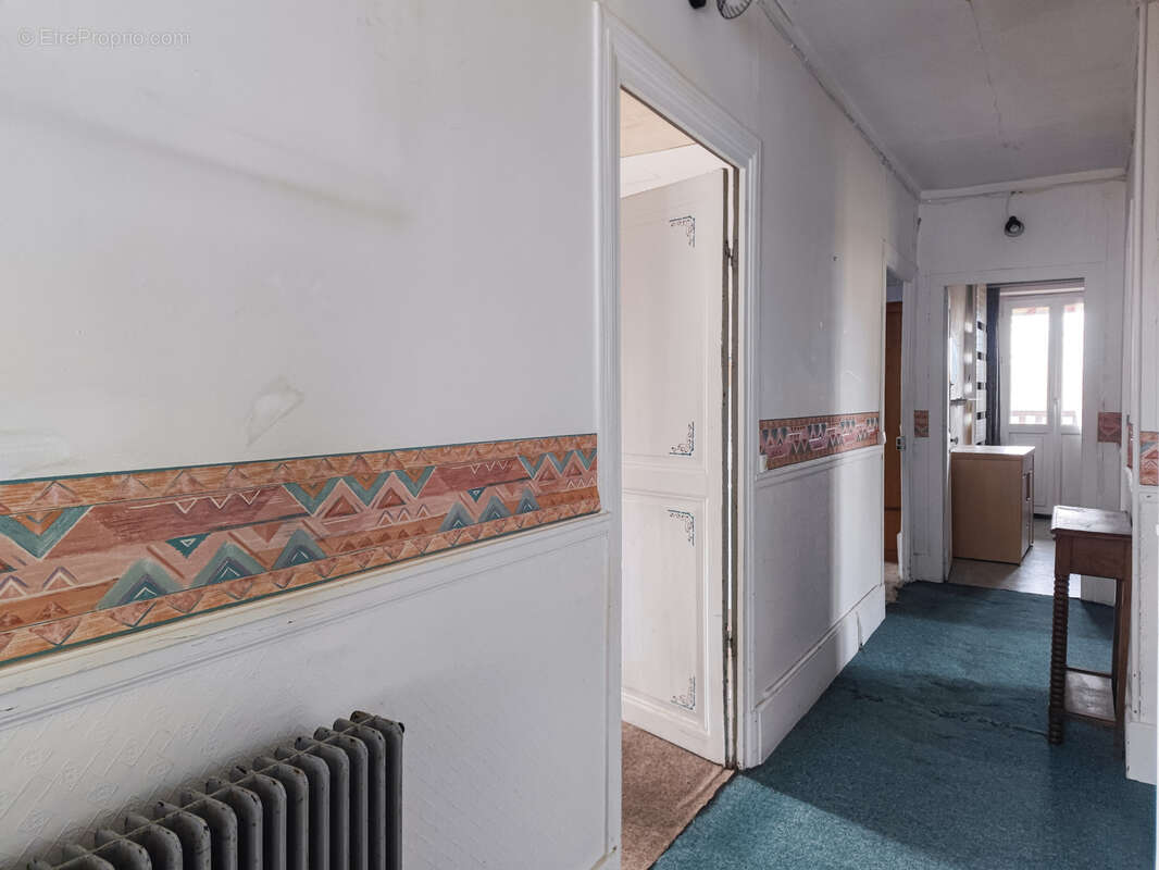 Maison à SAINT-HONORE-LES-BAINS