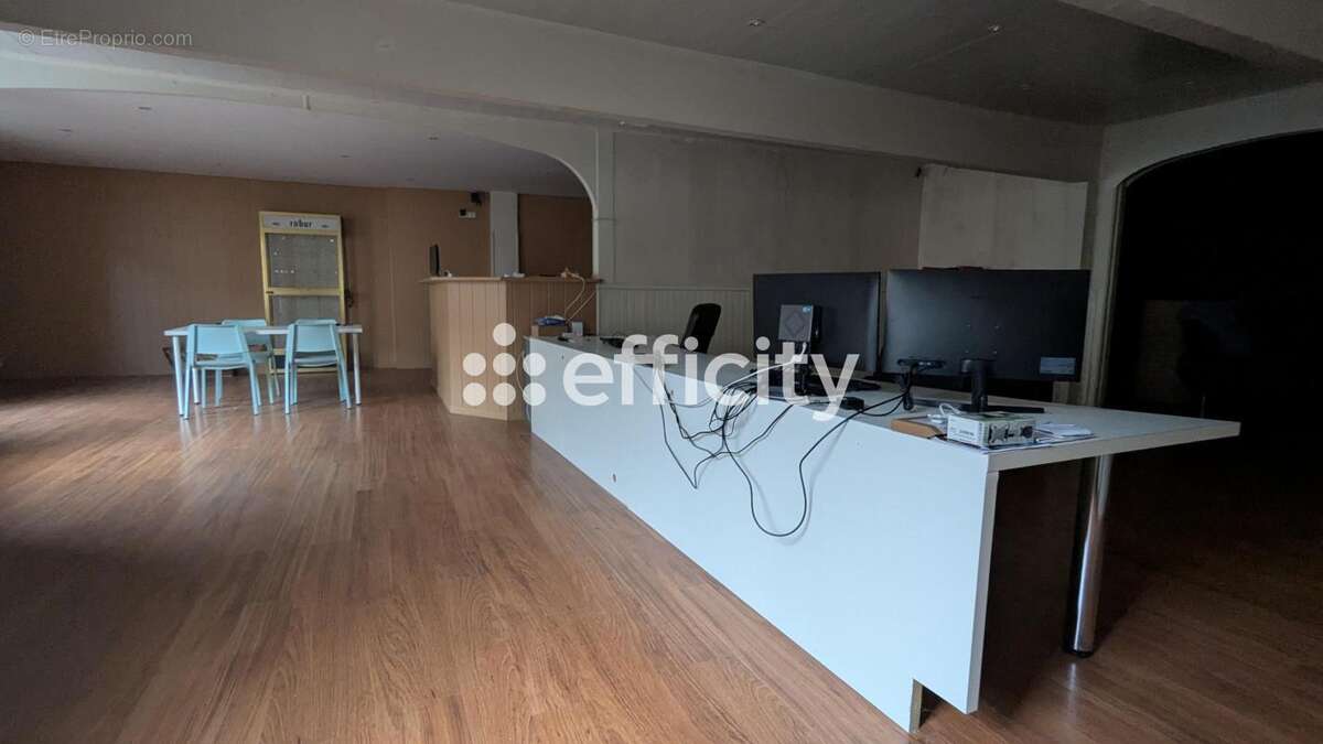 Maison à SAINT-REMY-SUR-DUROLLE