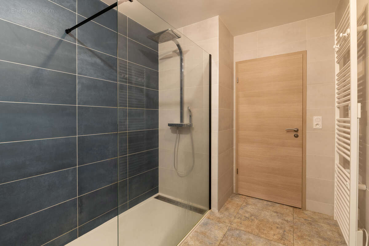 Appartement à AMNEVILLE