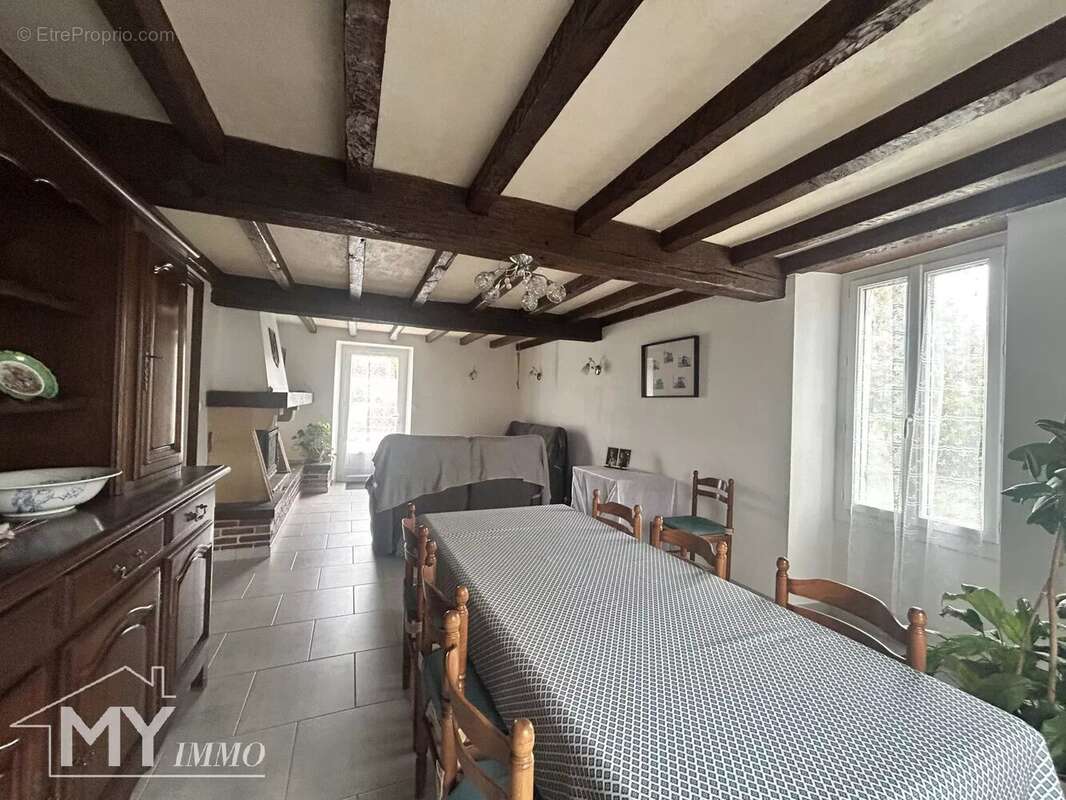 Maison à MONESTIER