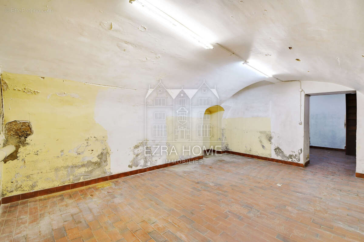 Commerce à PARIS-10E