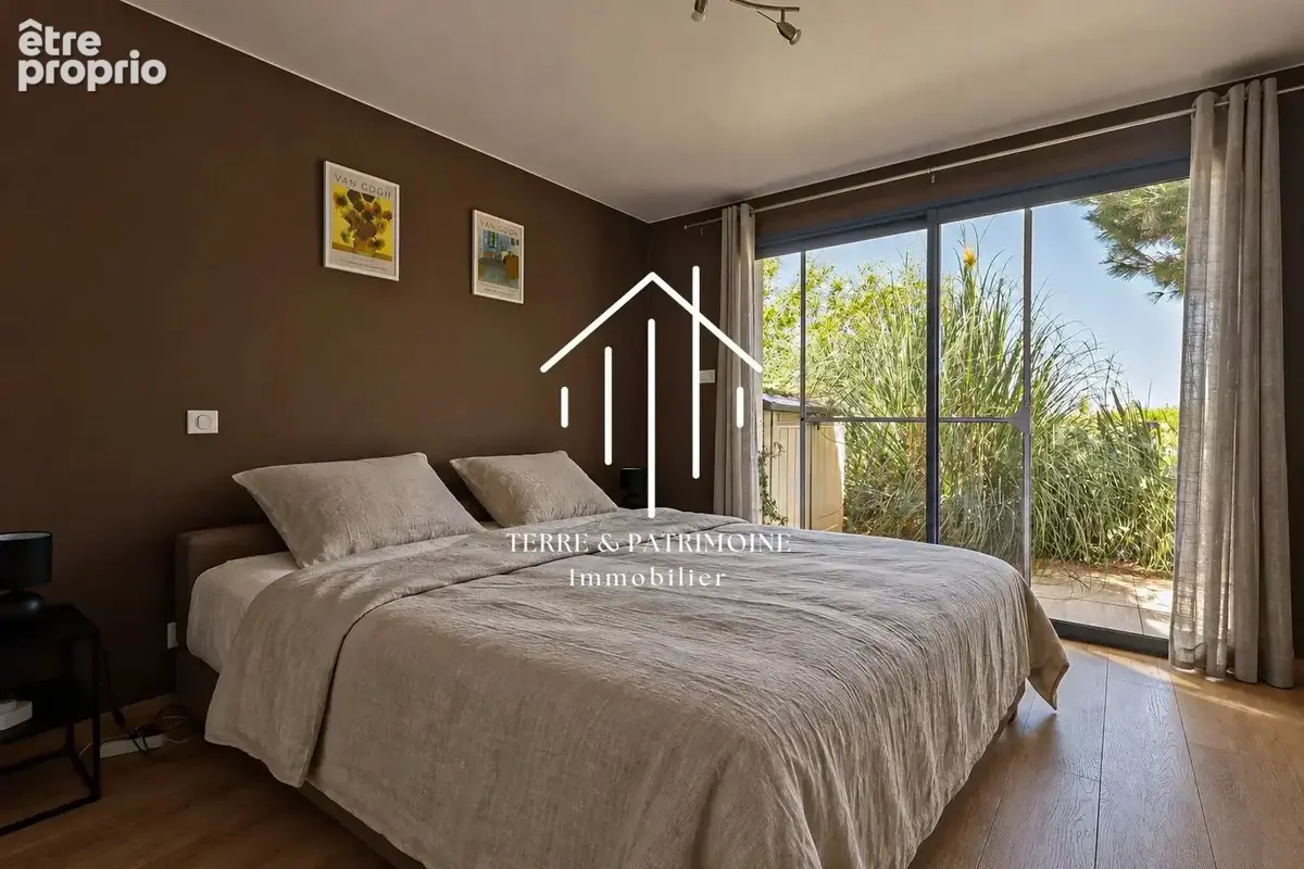 CHAZEAUX – Maison contemporaine de plain-pied avec piscine chauffée - photo 9