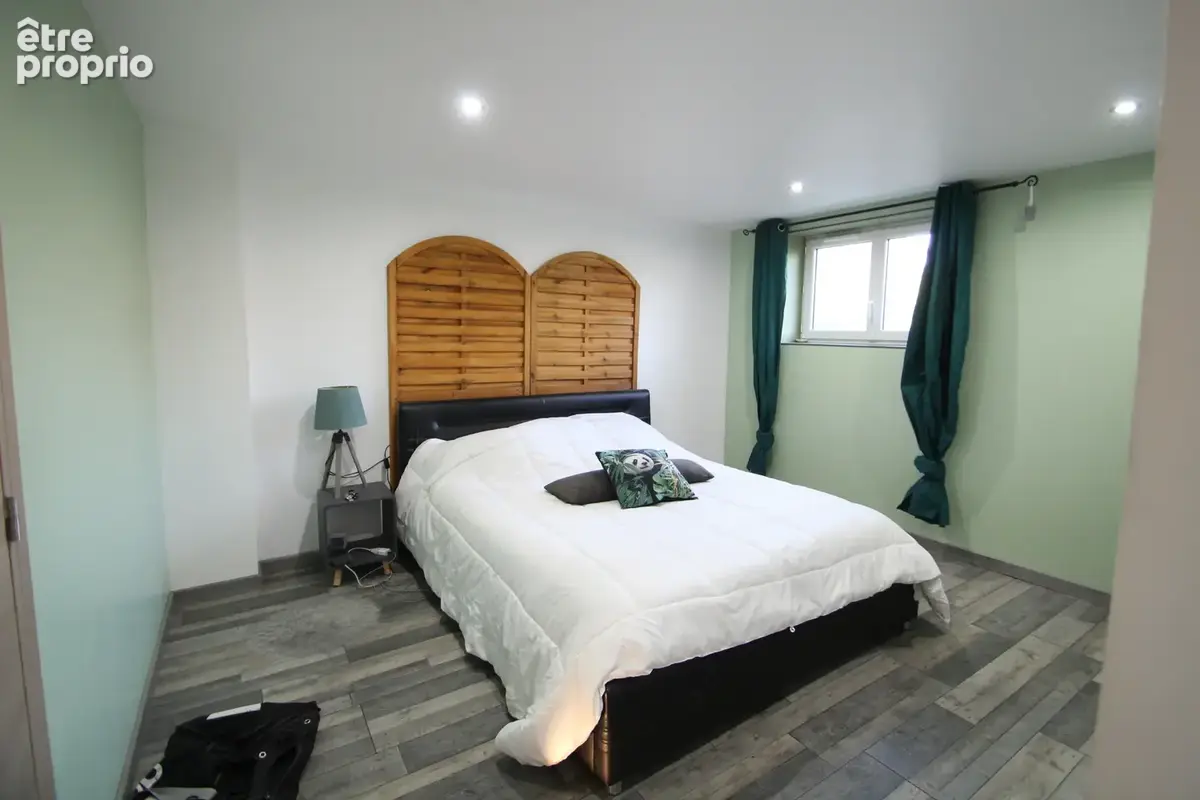 Propriété rénovée à vendre en pleine campagne ! - photo 8