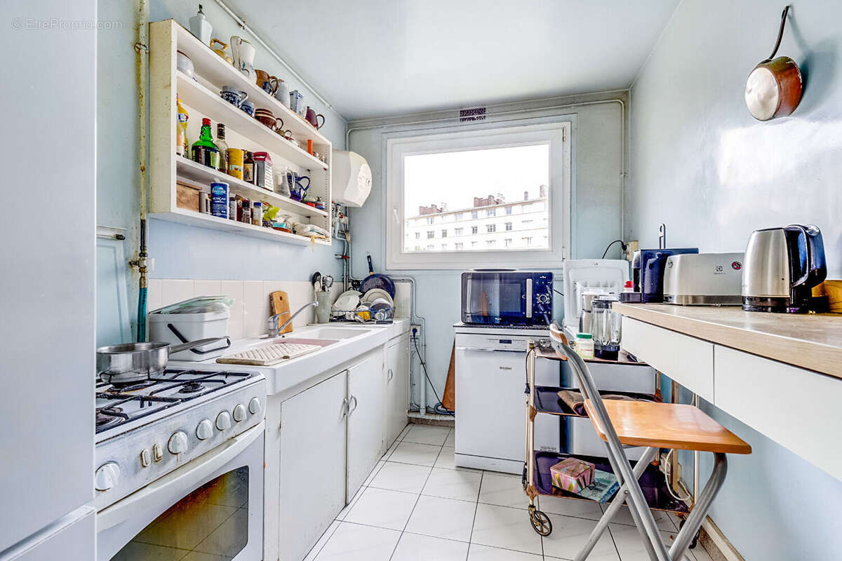 Appartement à PARIS-14E