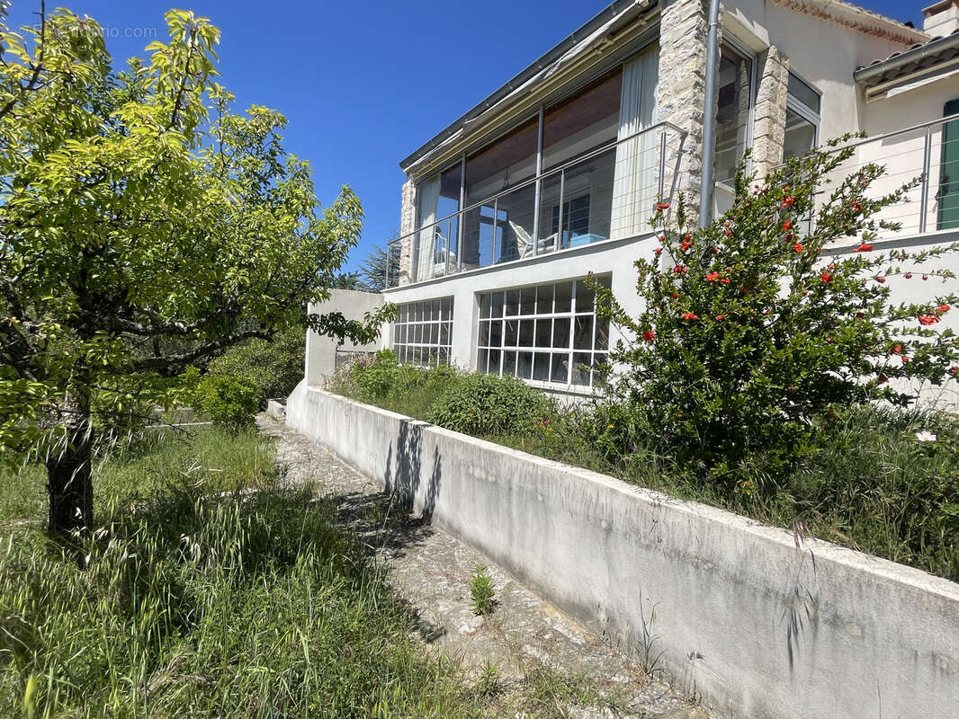 Maison à VAISON-LA-ROMAINE