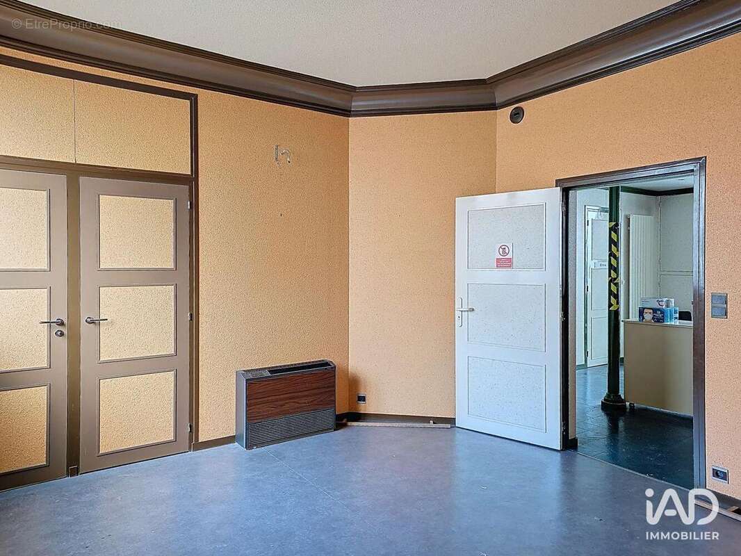 Photo 4 - Commerce à TOURS