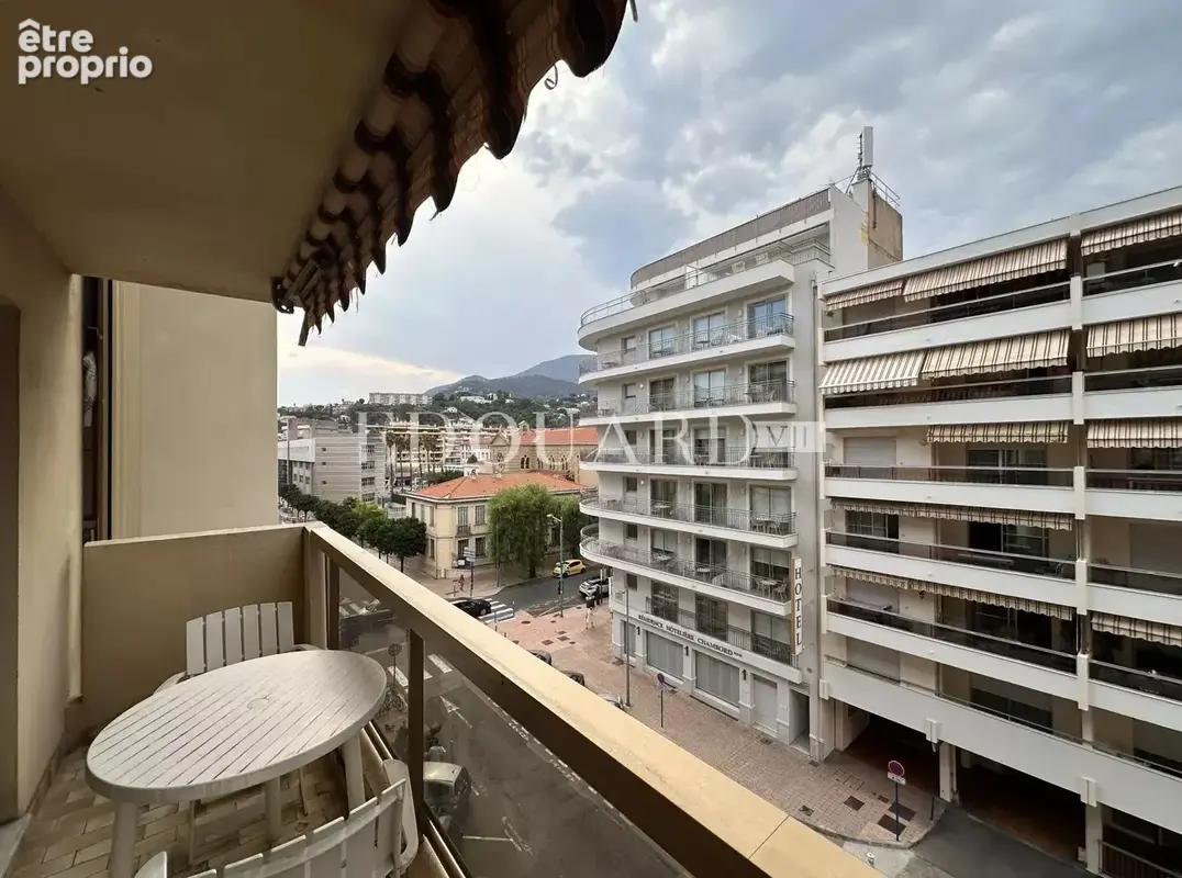En exclusivité studio avec balcon, au quatrième étage d'un immeuble de standing avec conciergerie - photo 10