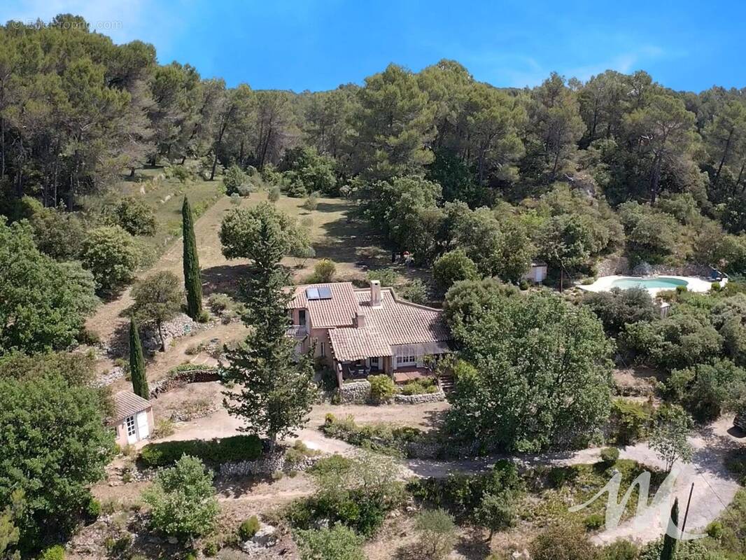Maison à BARJOLS