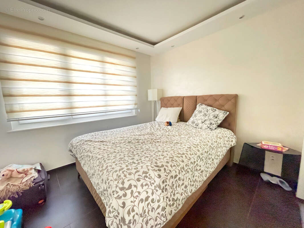 Appartement à LA MULATIERE