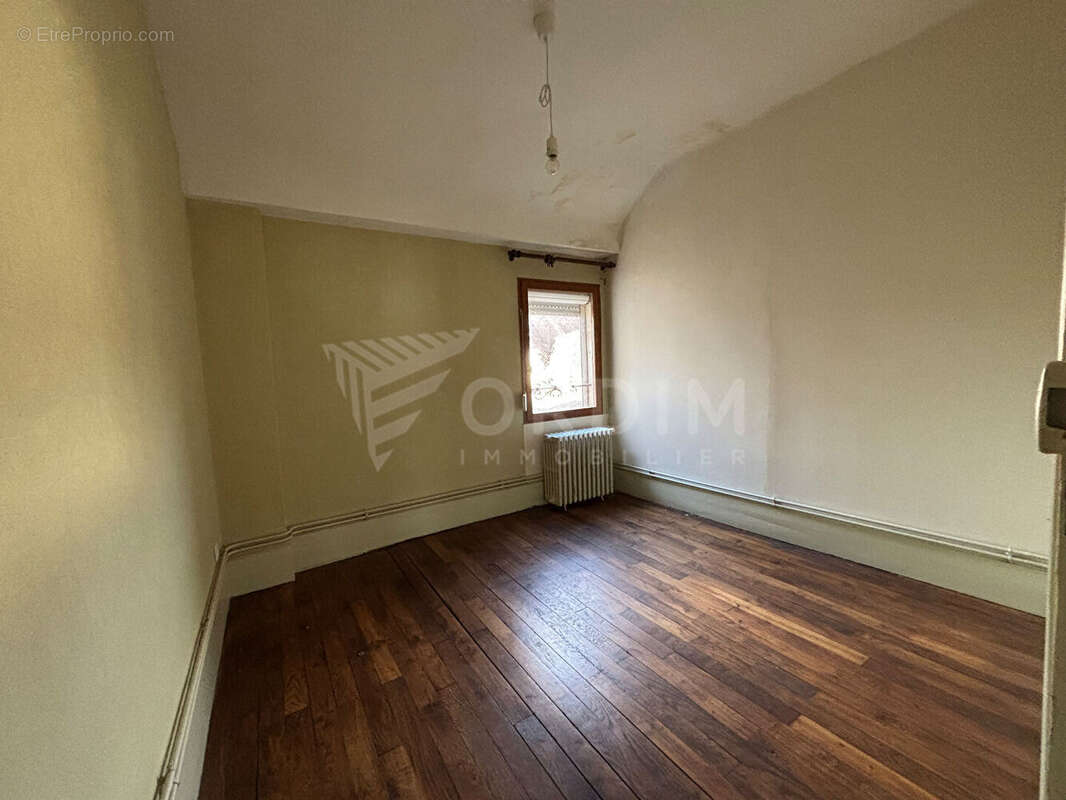 Appartement à TONNERRE