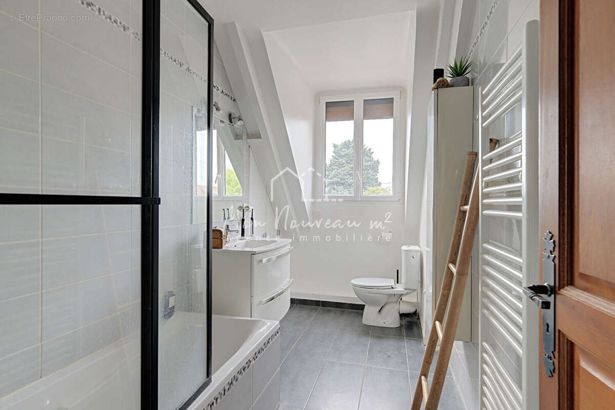 Maison à NOISY-LE-GRAND